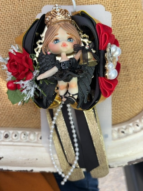 Black swan princess bow