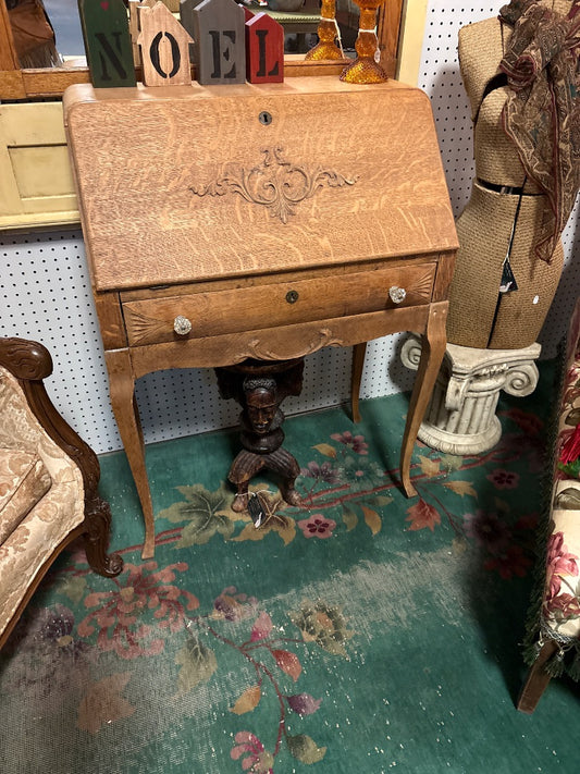 Oak  Small antique oak desk