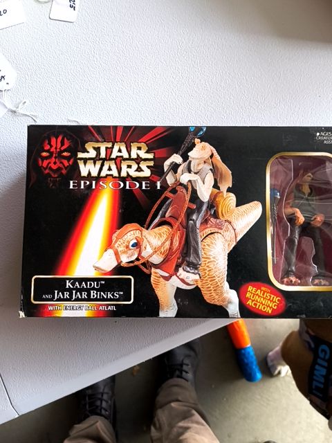Star wars episode 1 Kaadu and jar jar binks