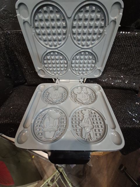 Disney Mickey/Minnie Waffle Maker