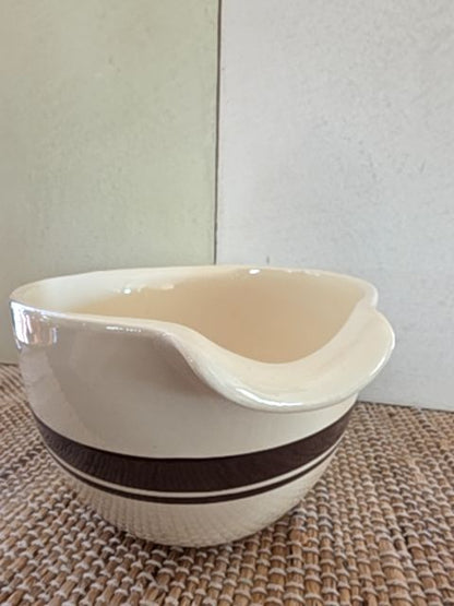 McCoy bowl 2 quart, 5" x 7.5"