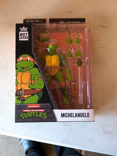 Teenage mutant Ninja turtles Michelangelo