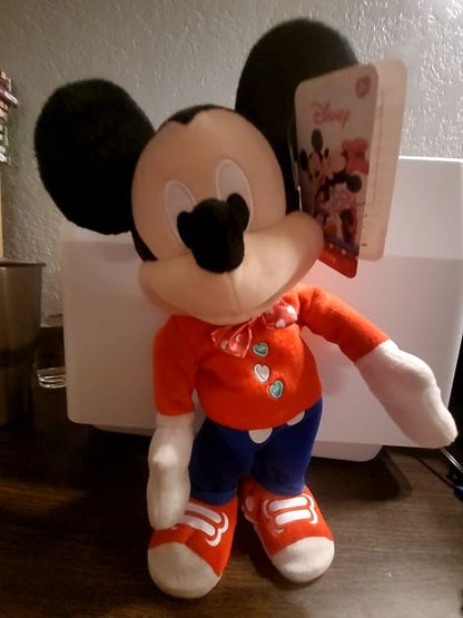 Disney Dancing Mickey Doll, Battery Operated