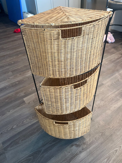 Wicker Corner storage shelf/rack
