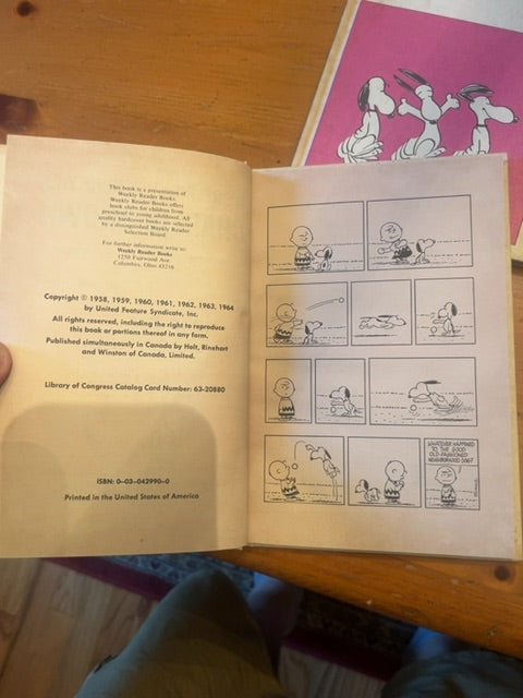 Weekly Reader Books Charlie Brown Snoopy Collection