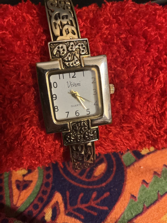 Gold Vivani Watch