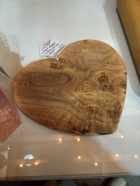 Premium olive wood heart shaped cutting board