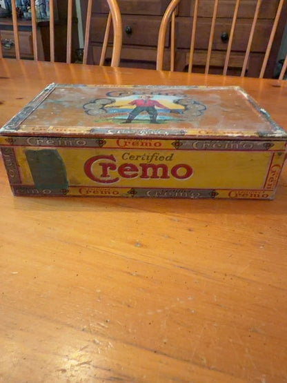 Vintage Cremo Cigar Box