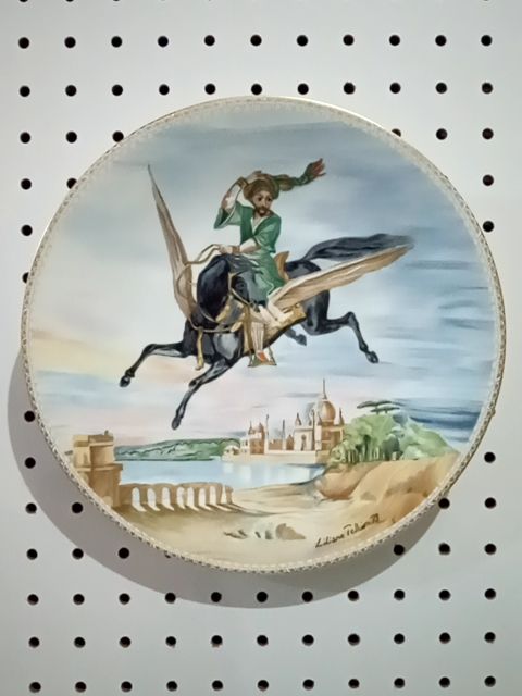 Pastels Haviland Magic Horse plate, Medium
