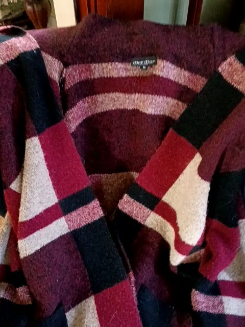 Burgundy Dor for culture Burgundy plaid duster medium, Medium