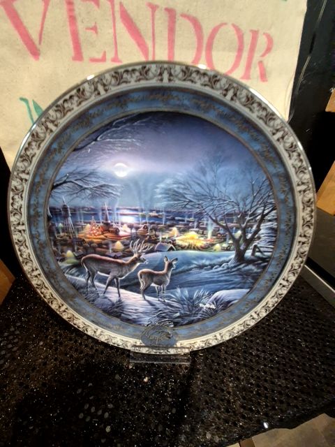 Silver Border Terry Redlin "Hometown" Home for the Holidays Collection Plate, 9.25"