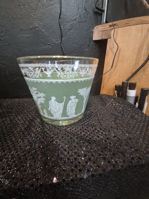 Green  Jeanette Hellenic Wedgewood Style Greek Ice Bucket, 6" x 5"