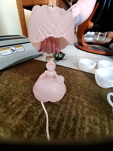 LE Smith pink southern belle lamp