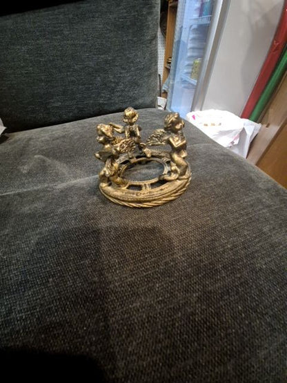 Angelic Metal 3 Cherub Watch Display