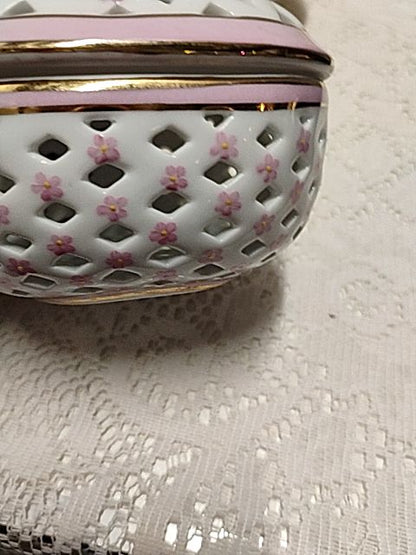 White, pink, green Past Times Oxford England Vintage Porcelain Trinket Box, Small