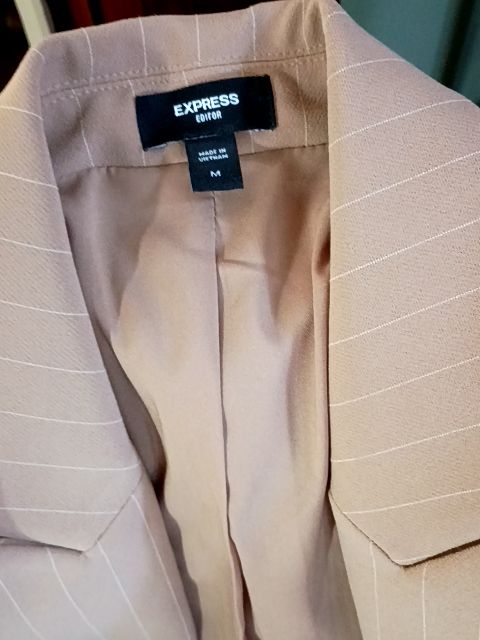 Tan Express Express Tan pin strip blazer size medium, Medium