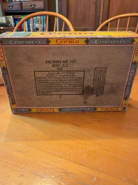 Vintage Cremo Cigar Box