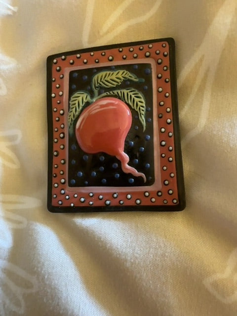 Beet sq pic brooch