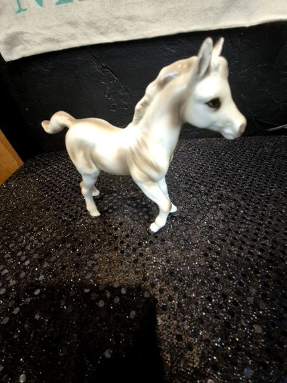 White w/Black Markings Vintage Ceramic Horse Figurine, 5" × 1.5" × 4.5"