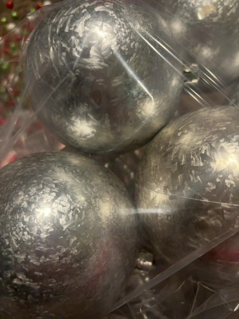 Silver shatterproof ornaments 5pc bag