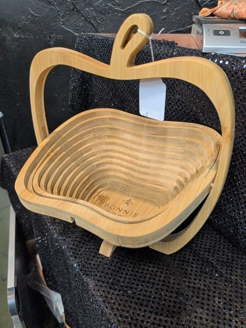 Wooden apple collapsible  fruit basket