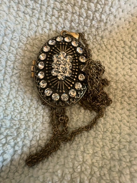 Bronze rhinestone oval open design back locket