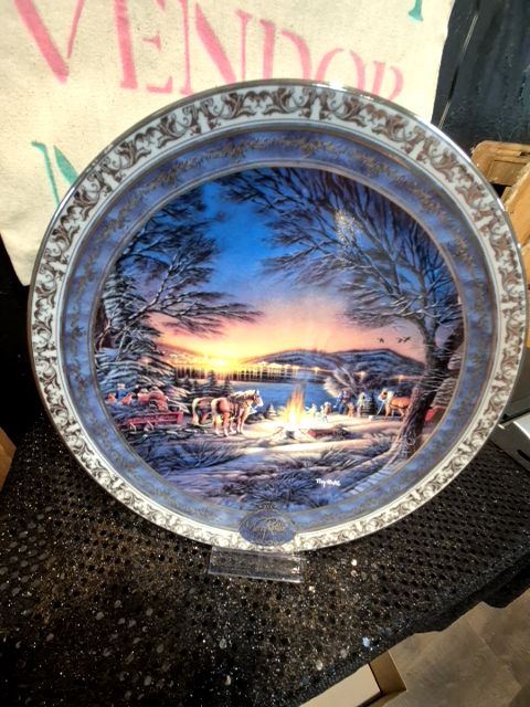 Silver Border Terry Redlin "Heartland Lights" Home for the Holidays Collection Plate, 9.25"