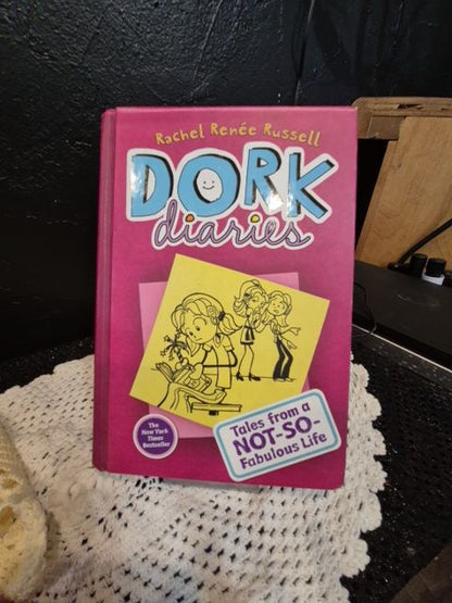 Rachael Renée Russell Dork Diaries, 6" × 8.25"