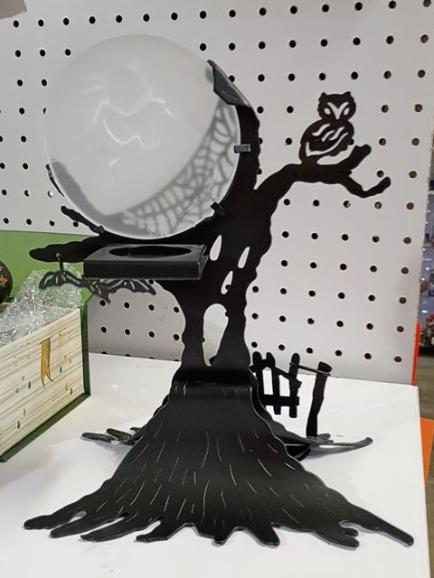Partylite man in the moon candle holder