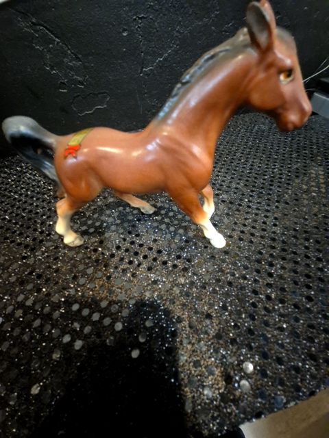 Brown w/Black National Museum Gettysburg, PA Ceramic Horse Figurine, 4" × 1.5" × 4"