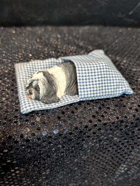 Sandicast Lil’ Snoozer - Shih-txu Gray S76 Made In USA Includes Bed