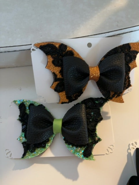 MysticalCreationsByMaira Bat bow