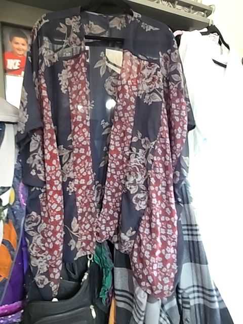Duster burgandy and black floral