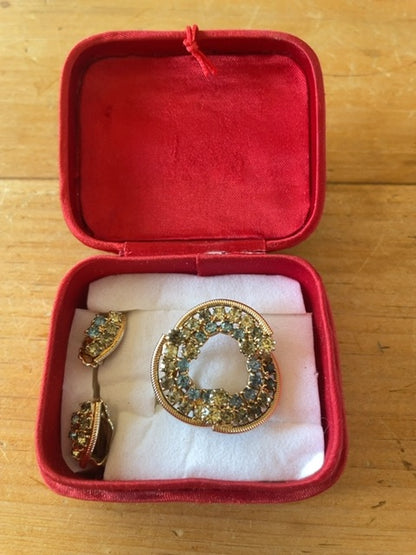 Vintage brooch/clip on earrings set