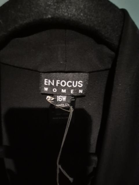 En Focus Open Cardigan w/ attached multi colored top, 16W