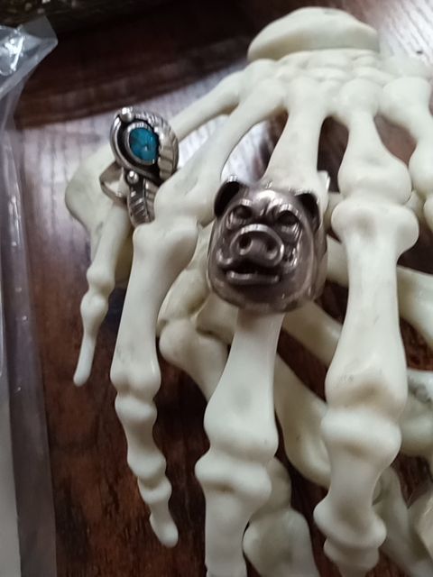 Sterling big pig biker ring
