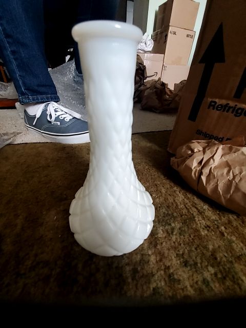Milk glass vase