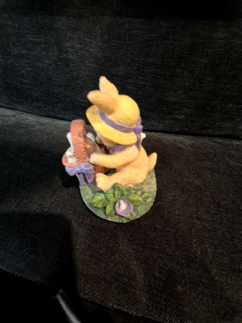 Brown & White  Bunny w/Ducks in Basket Figurine, 3.5" × 3" × 3.5"