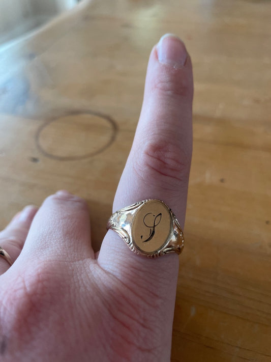 Antique gold tone signet ring (as-is)