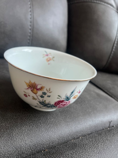 1981 Avon American Heirloom "Independence Day" porcelain bowl