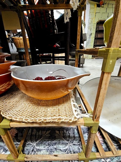 Vintage Pyrex old orchard cinderella bowl JC