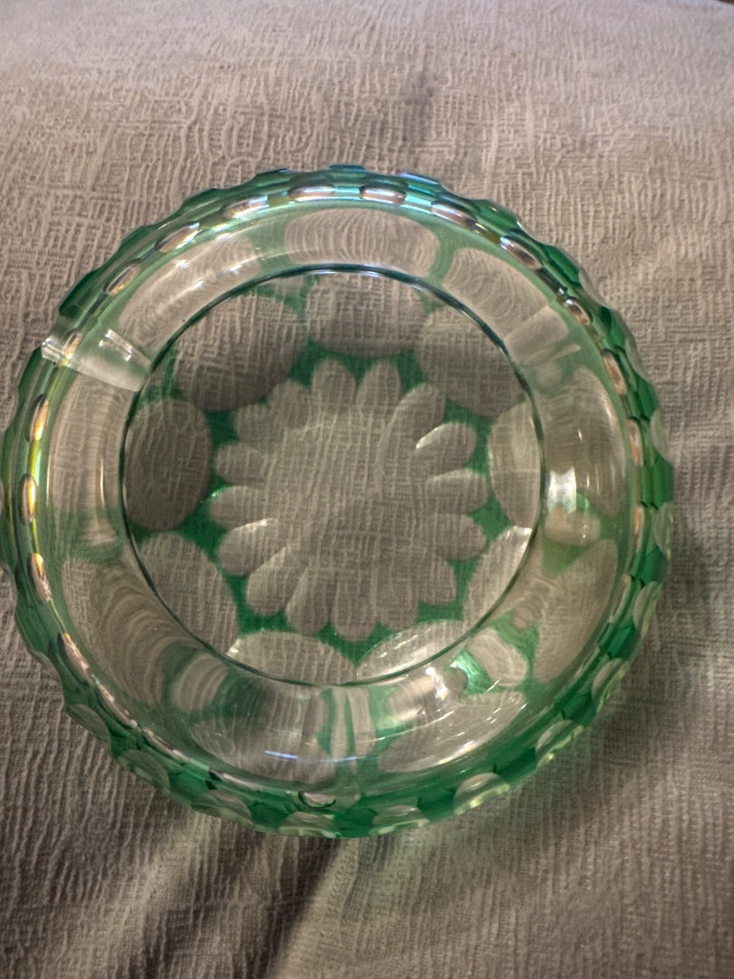 Fenton Ashtray, light green, dotted