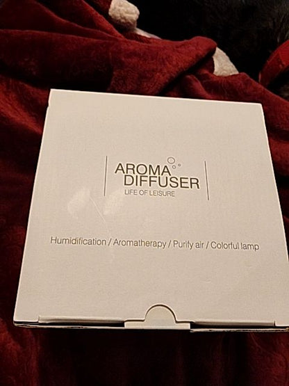 White w/brown trim Life Of Leisure Aroma Diffuser Lamp