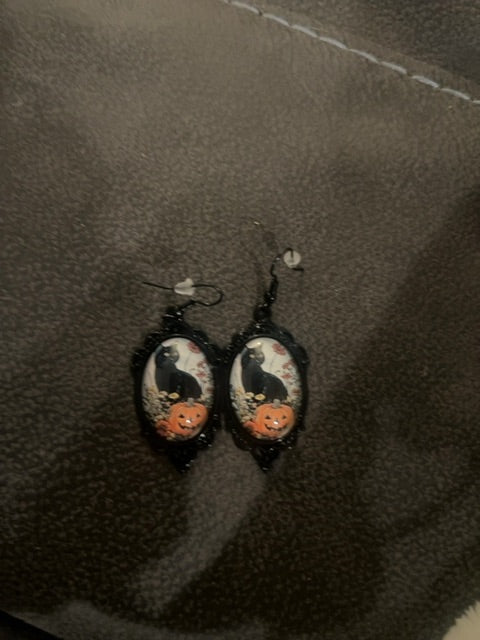Cat earrings