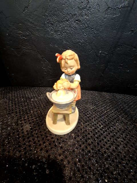 Goebel M.I. Hummel "Doll Bath" #319, 2.5" × 3" × 5"