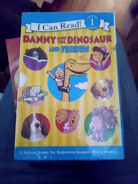 I can read Danny the dino 8 pack