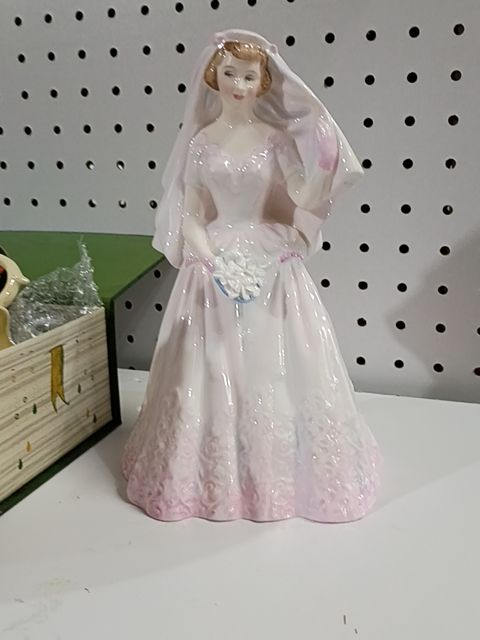 Royal Dalton vintage bride