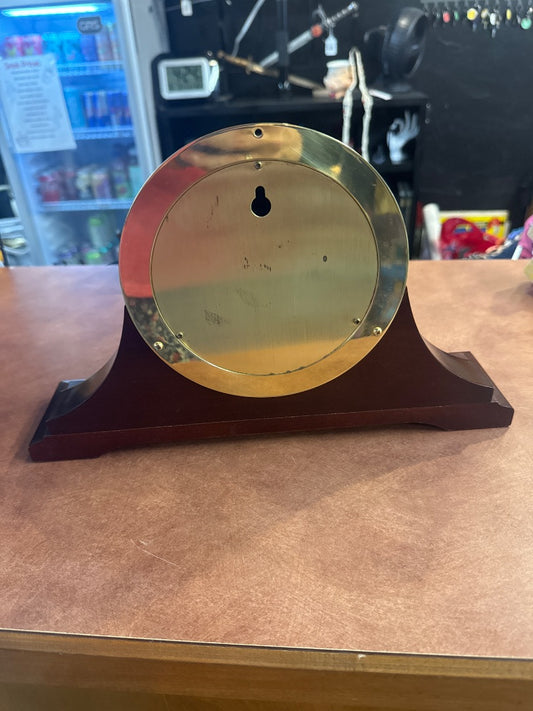 Manual clock quartz