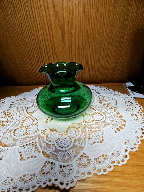 Vintage Anchor Hocking green fluted vase
