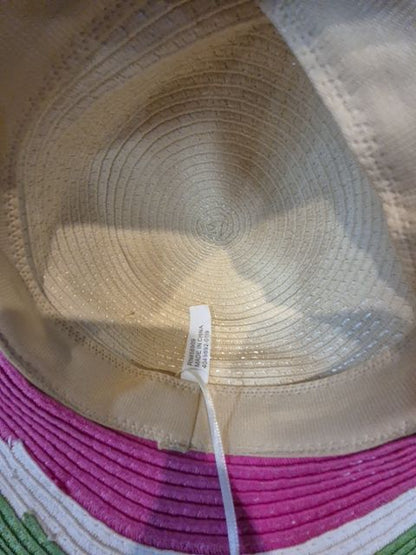 Straw sun hat w/ watermelon design